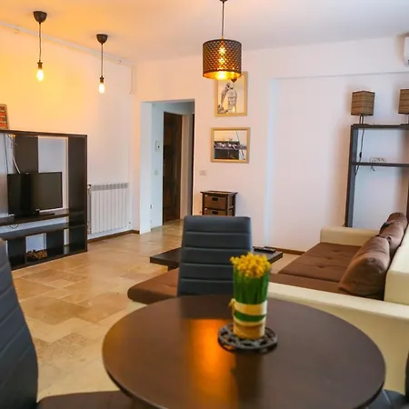 Apartament Miramar Apartament *